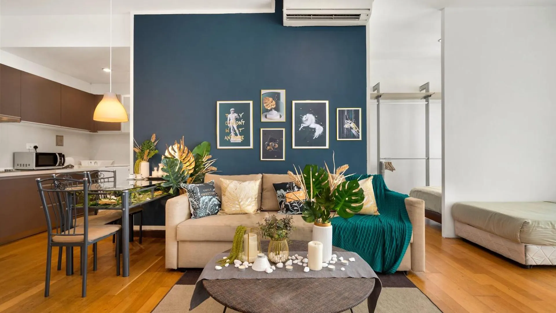 Fall Into Fantasy Beauty Of Mythology Apartment Kuala Lumpur
